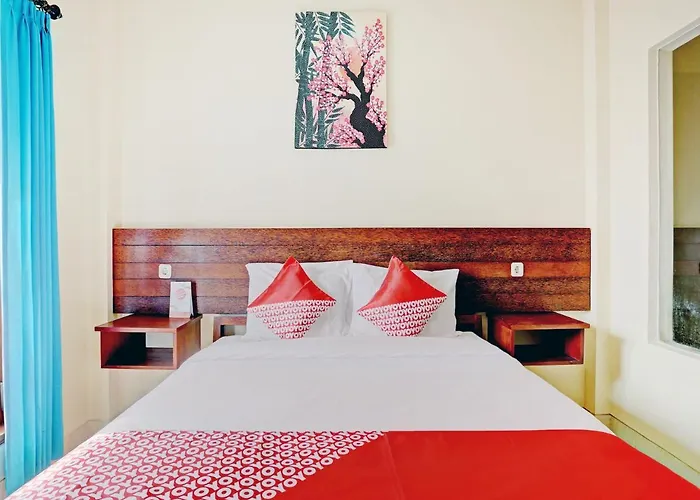 Oyo 90302 Damai Hotel 2*